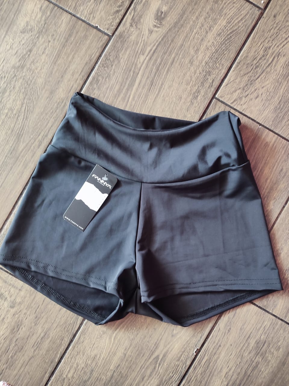 Short Mini